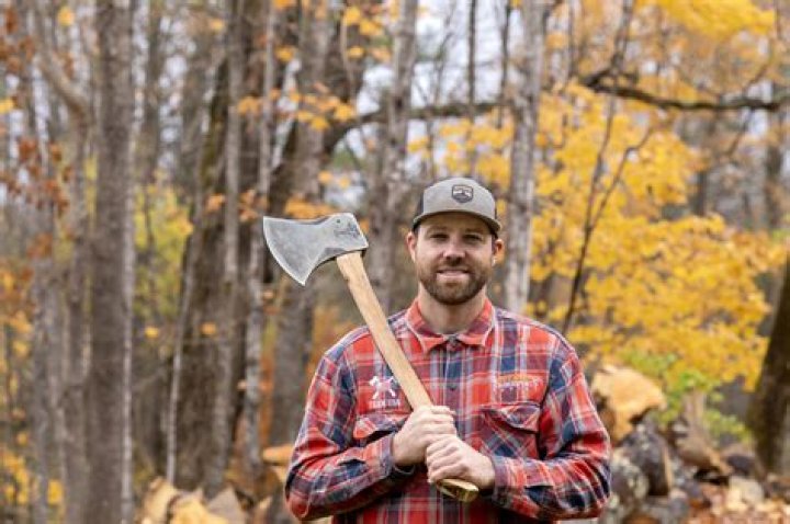 How to get lumberjack shirt in minecraft