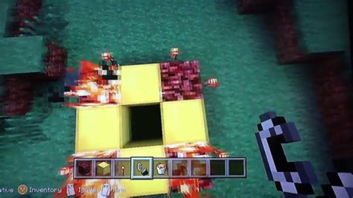 Minecraft xbox 360 how to spawn herobrine