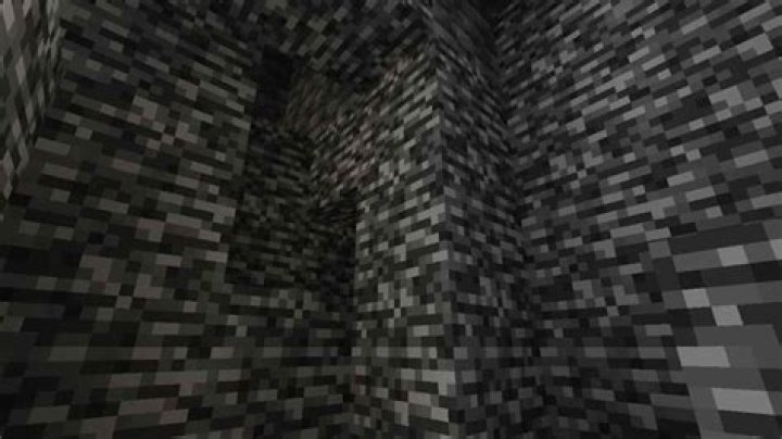 What is the strongest material in minecraft